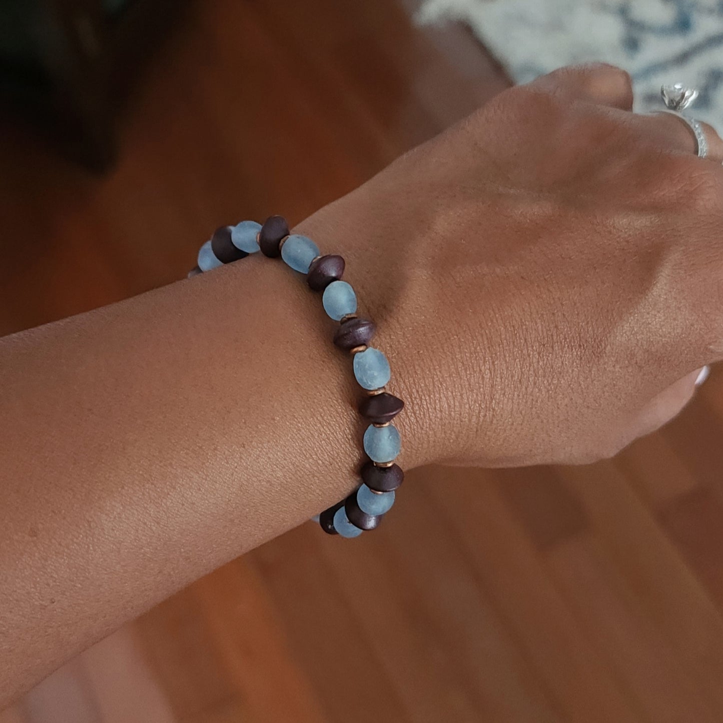 BURGUNDY & DUSTY BEADED BRACELET