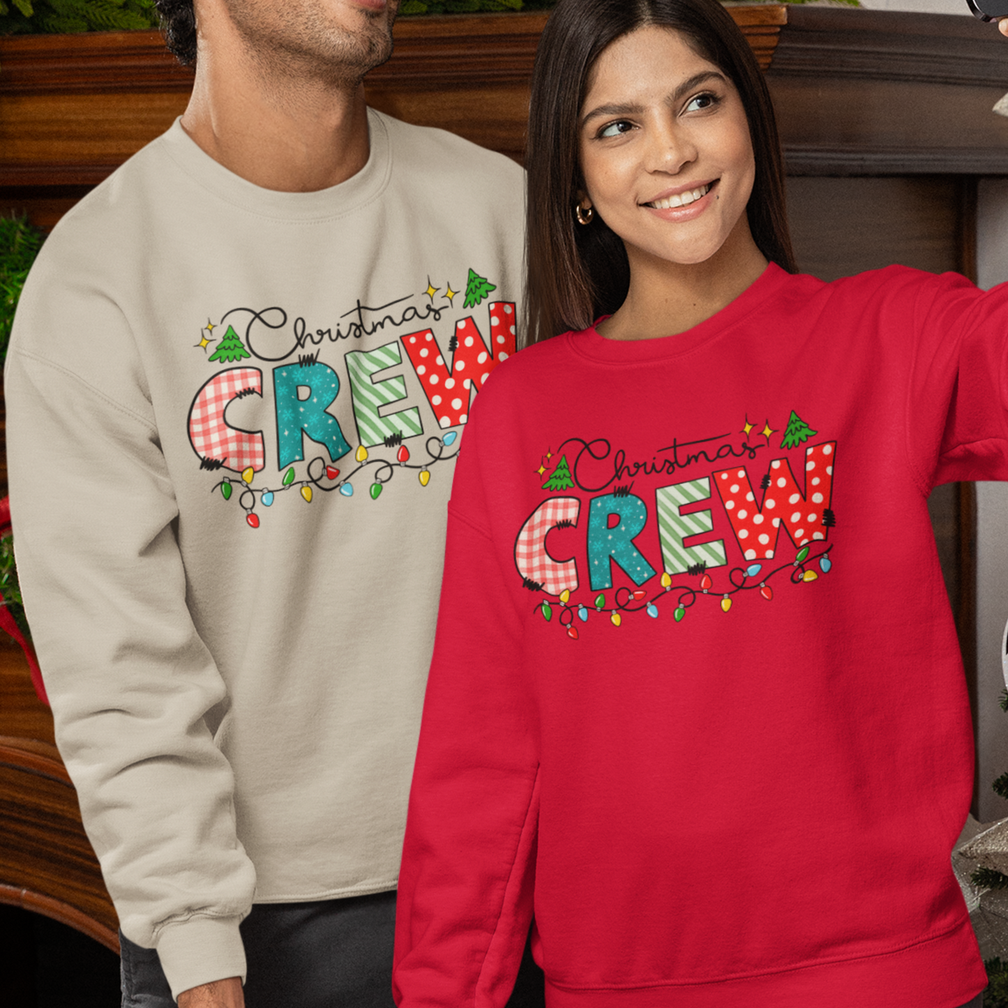 CHRISTMAS CREW SWEATSHIRT